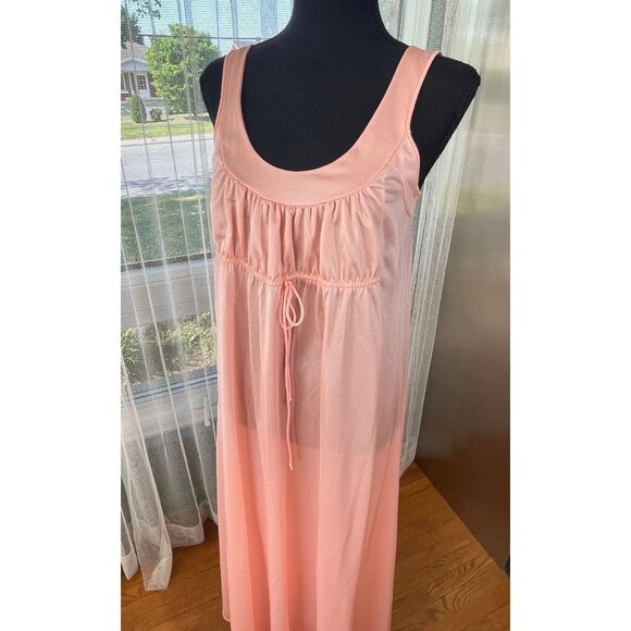 Vintage 80s night dress, peach sleeveless nightgown, slip on negligee - Picture 2 of 8